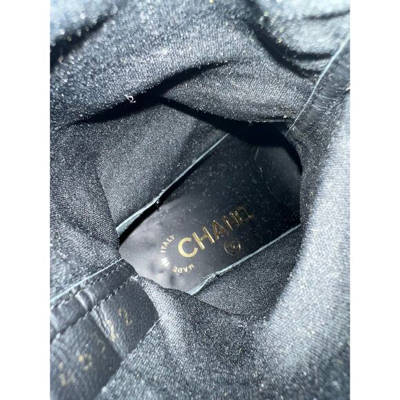 Chanel 2023 Interlocking CC Logo Short Boots Crumpled Patent Calfskin Boots - Picture 13 of 16